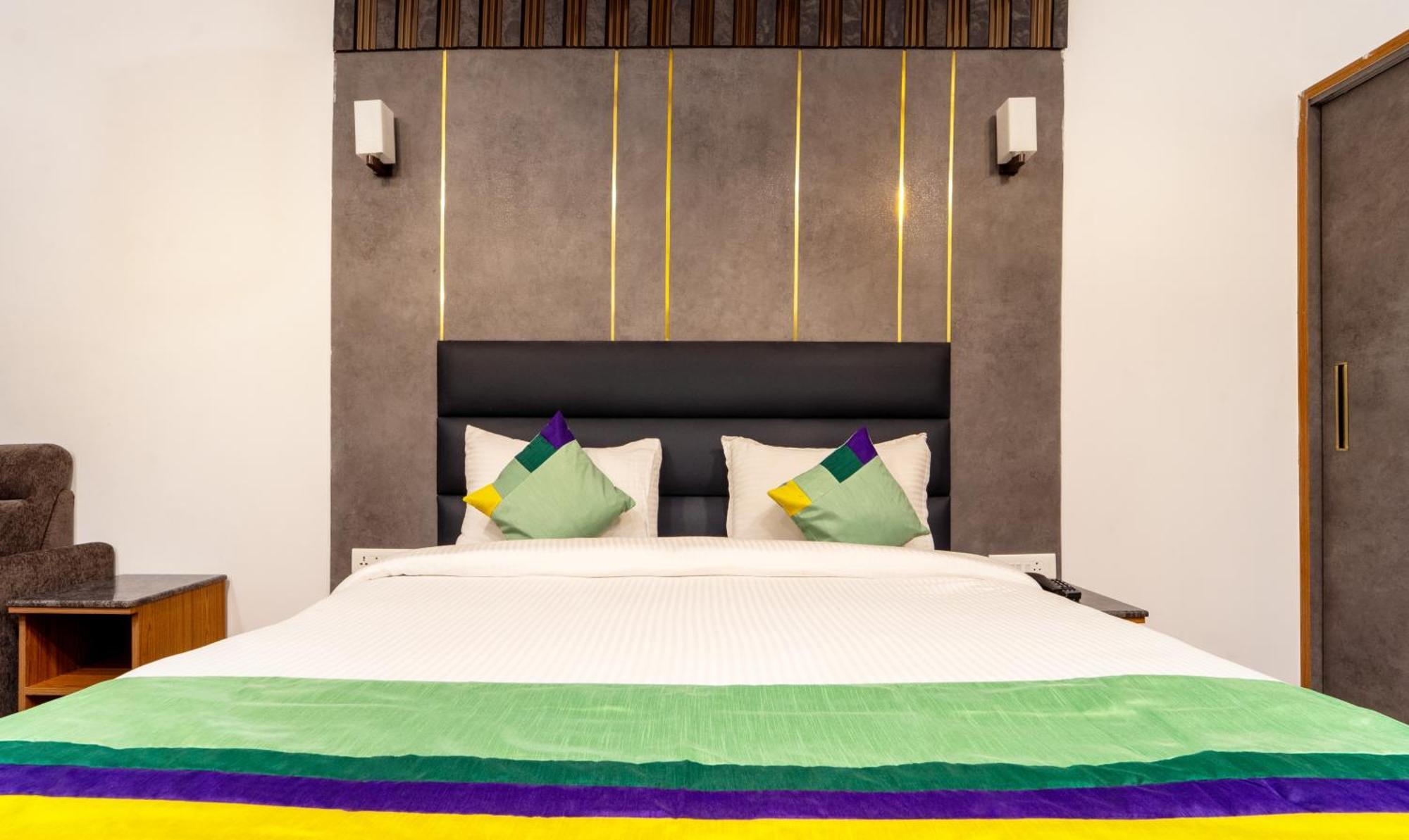 Treebo Skydale Premium Suites, 1500 Mtrs From Ooty Lake Exterior photo